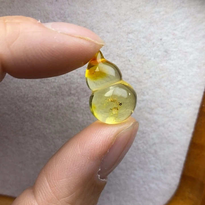 蜜蜡未镶嵌裸石微瑕冰片花粉卡19