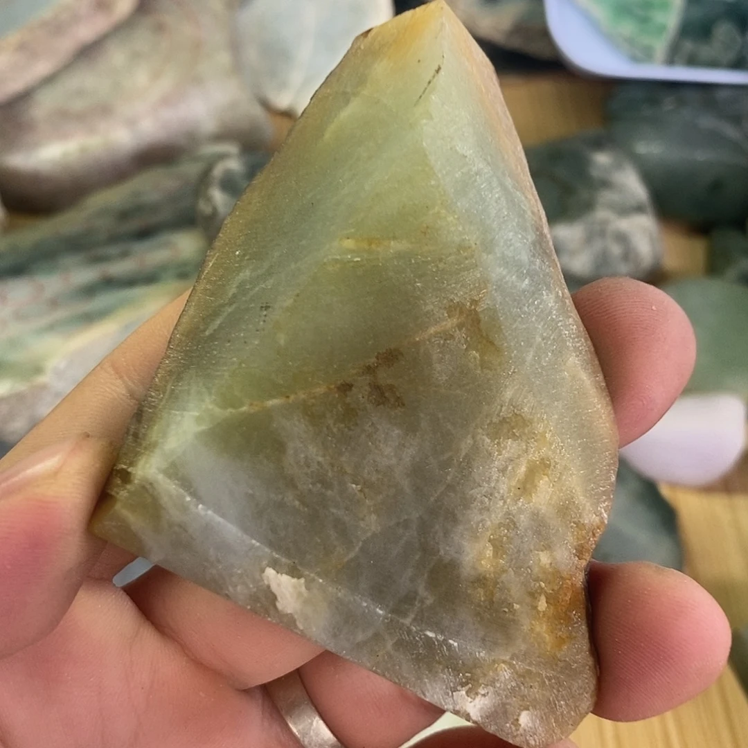 裸石翡翠缅甸翡翠1
