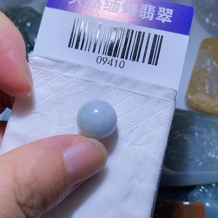 翡翠未镶嵌颈饰天光墟翡翠市场现金代购