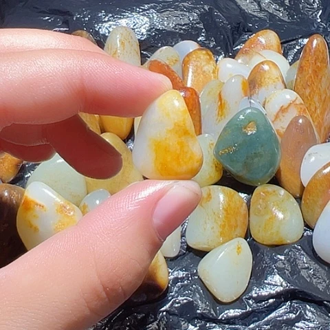 和田玉（糖玉）未镶嵌颈饰5.2克