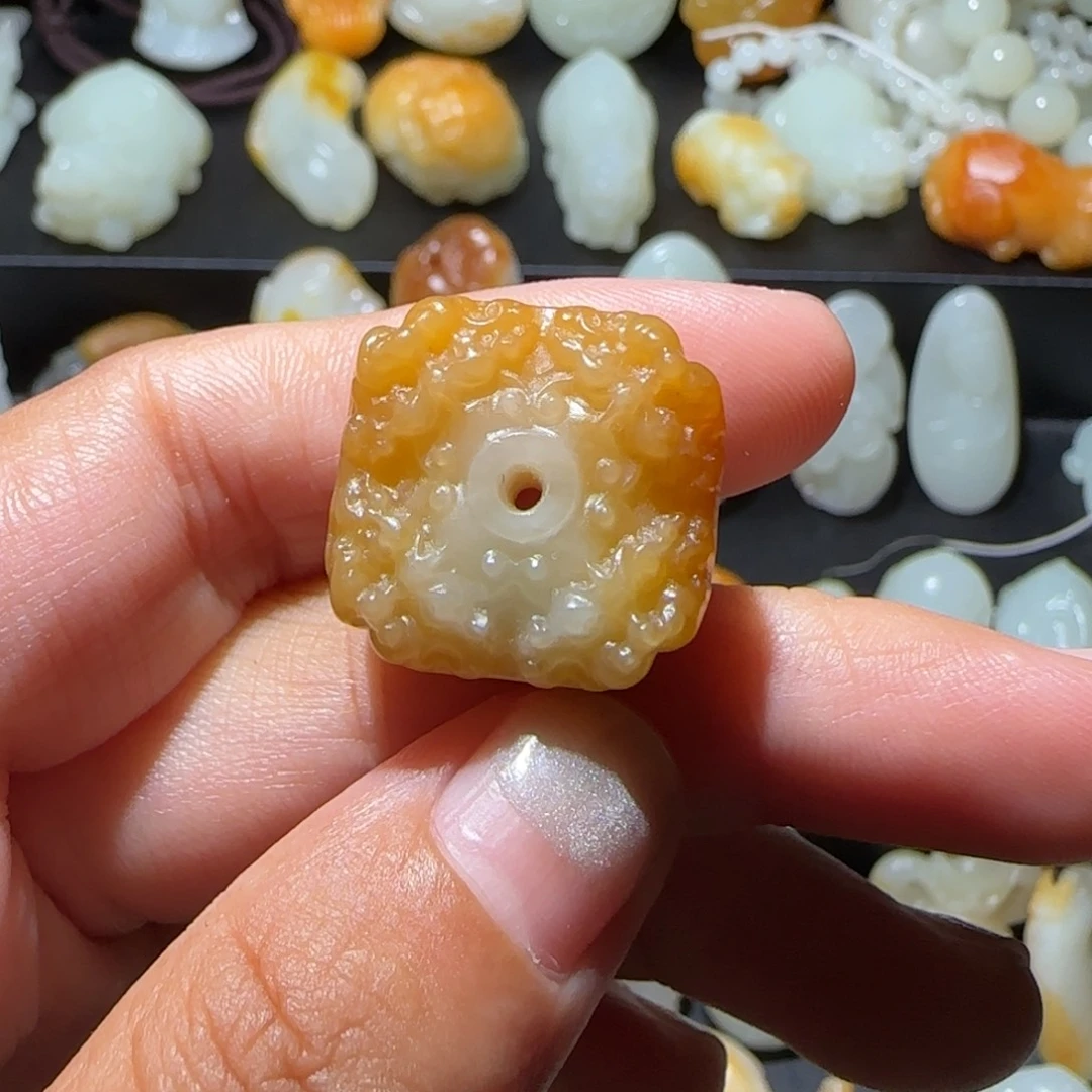 和田玉未镶嵌颈饰用****2