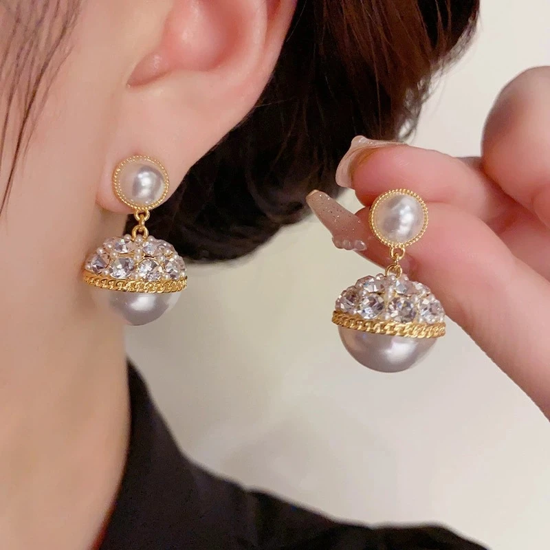 铜合金耳饰 优雅闪钻珠珠耳坠气质网红款百搭高级名媛风耳环B233