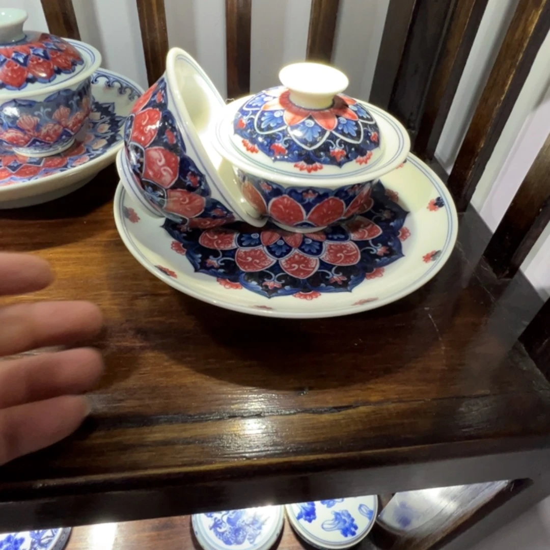 青花釉里红曼陀罗三件套