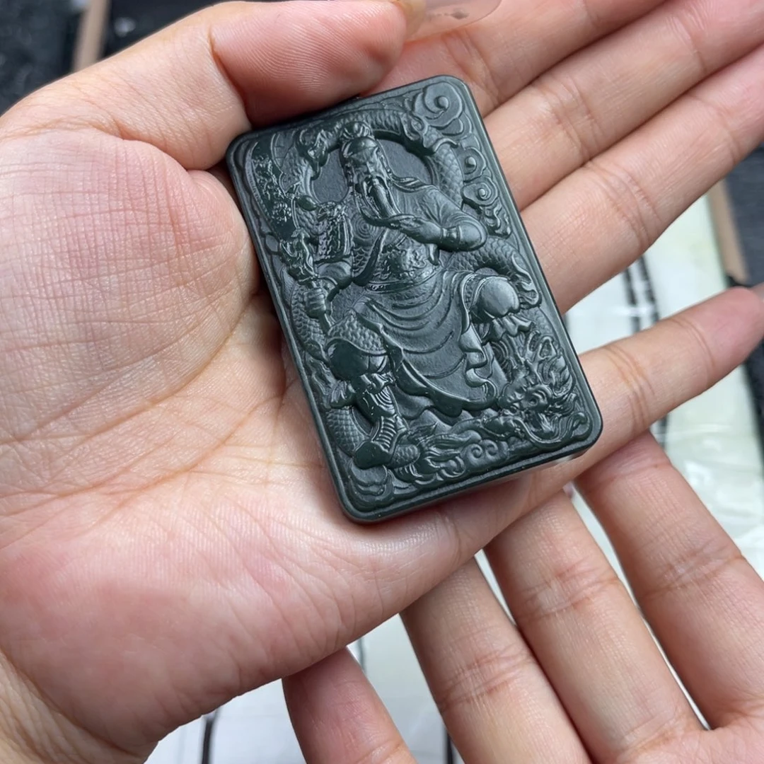 和田玉未镶嵌颈饰大****李