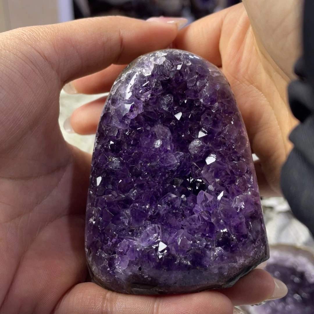 紫晶大型摆件（非配饰）未镶嵌