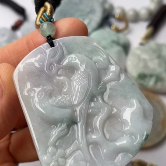 翡翠未镶嵌挂件翡翠