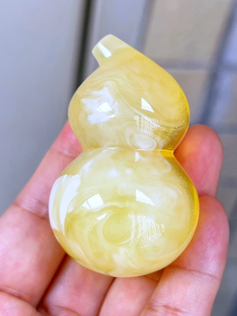 荧光白花蜡葫芦吊坠