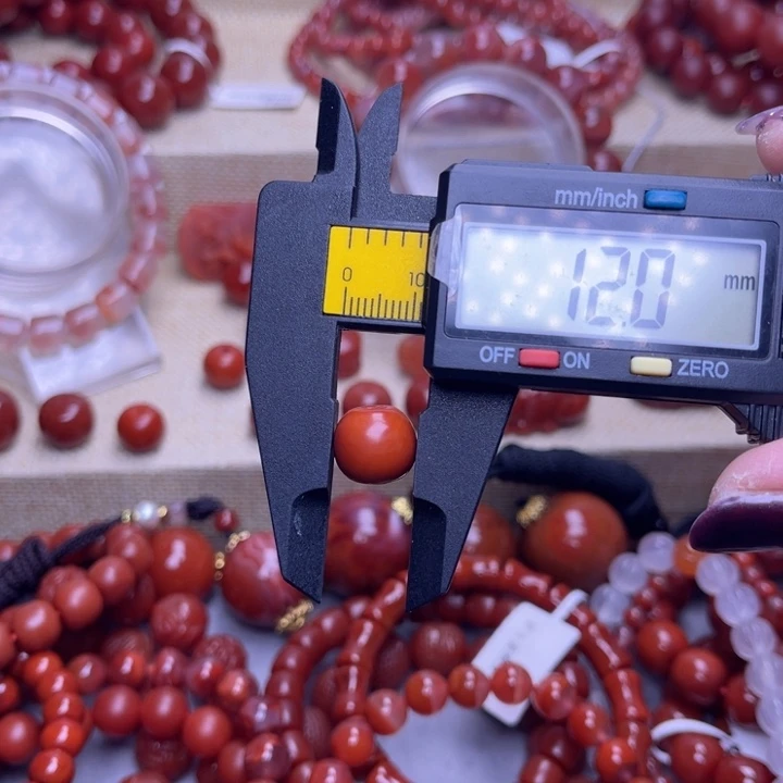 南红玛瑙未镶嵌颈饰老型