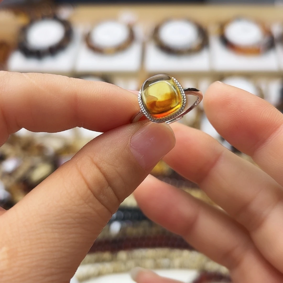 琥珀未镶嵌裸石大