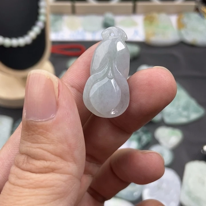 翡翠未镶嵌挂件挂件