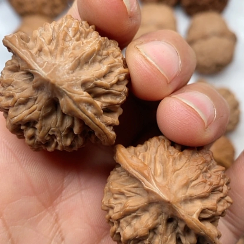 【闪购商品】吊坠文玩核桃野生