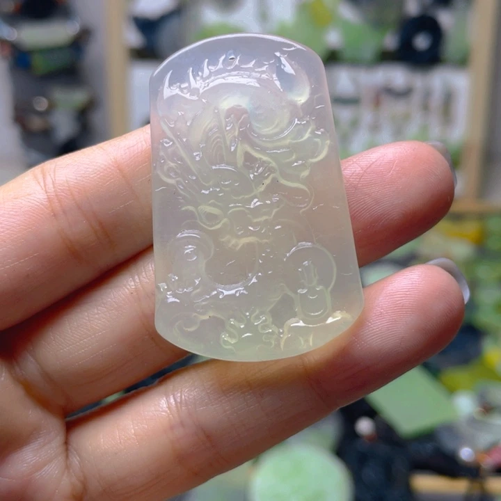 蛇纹石玉未镶嵌颈饰l**n