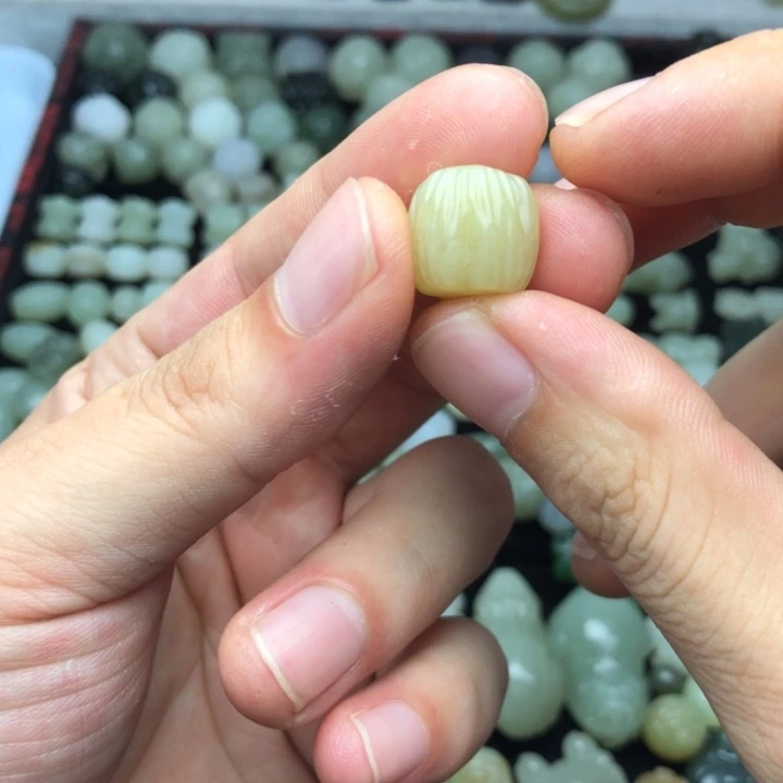 【闪购商品】和田玉未镶嵌颈饰