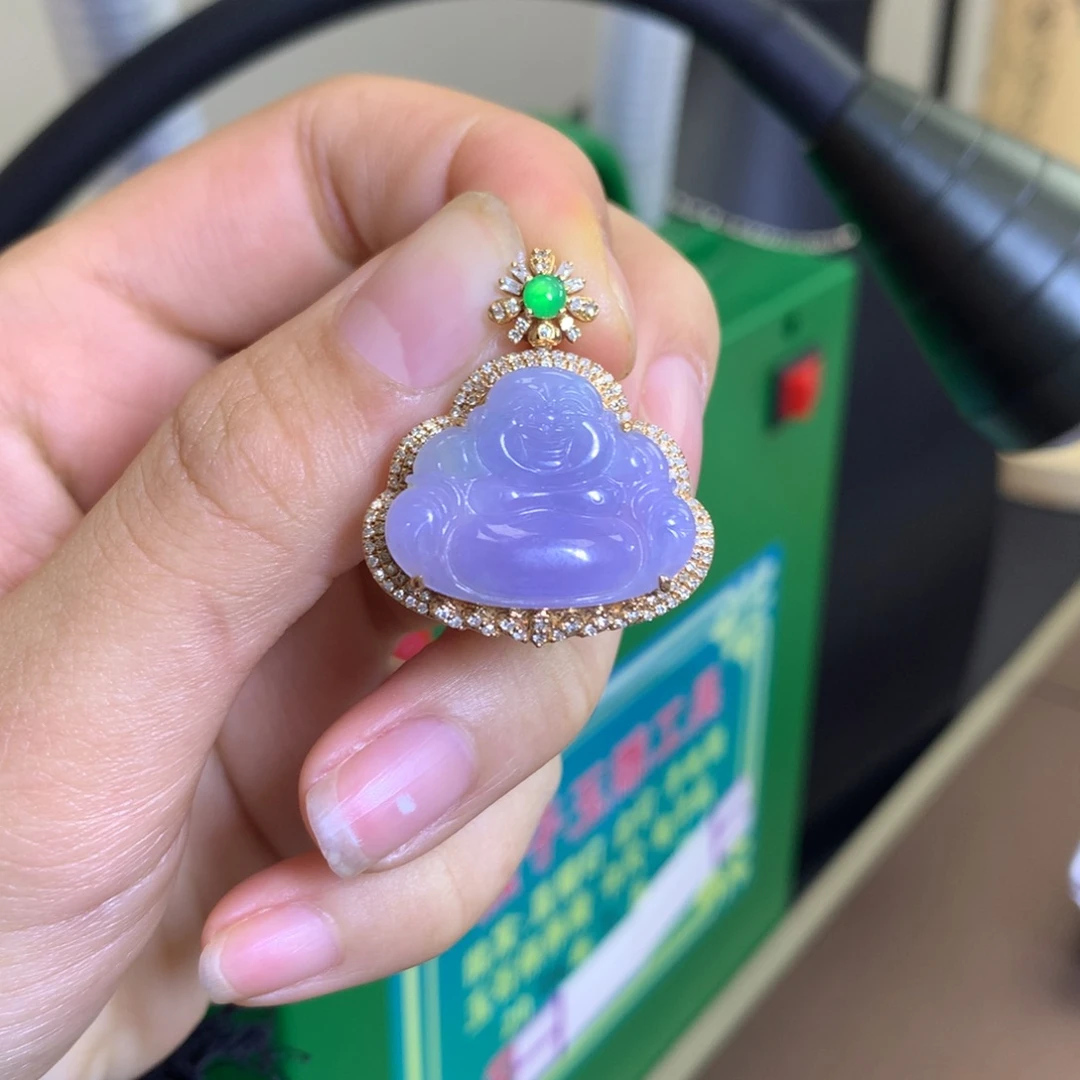 翡翠颈饰18K金镶嵌耀**琰翡翠