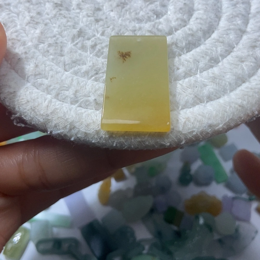 定制翡翠未镶嵌翡翠30.9*17.3*2.7