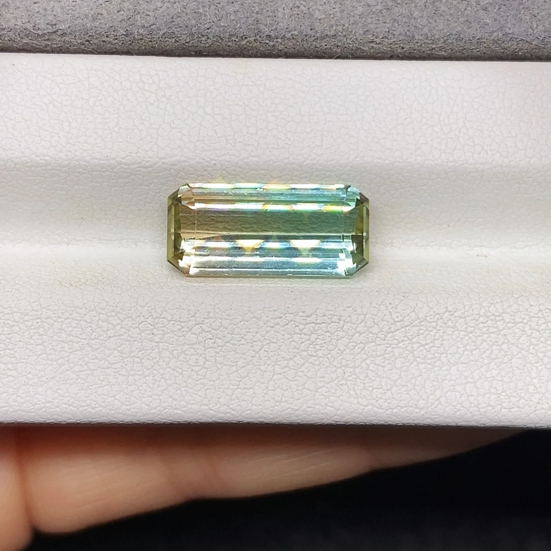 碧玺未镶嵌6.095克拉天然全净满火彩西瓜碧玺