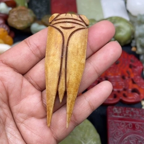 和田玉颈饰未镶嵌66