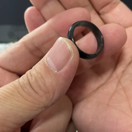 婷***5翡翠未镶嵌戒圈内径18