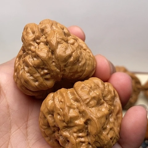 文玩核桃把件蒾*边43左右