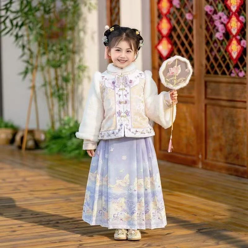 汉服女童冬季童装新中式国风马面裙两件套儿童刺绣织金唐装拜年服