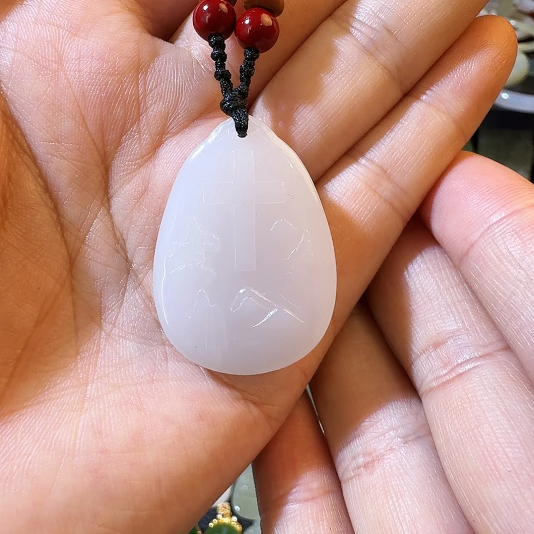 和田玉未镶嵌颈饰