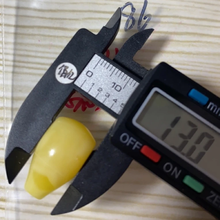 天然原矿琥珀蜜蜡裸石未镶嵌三通13×14.2×22.2/210元