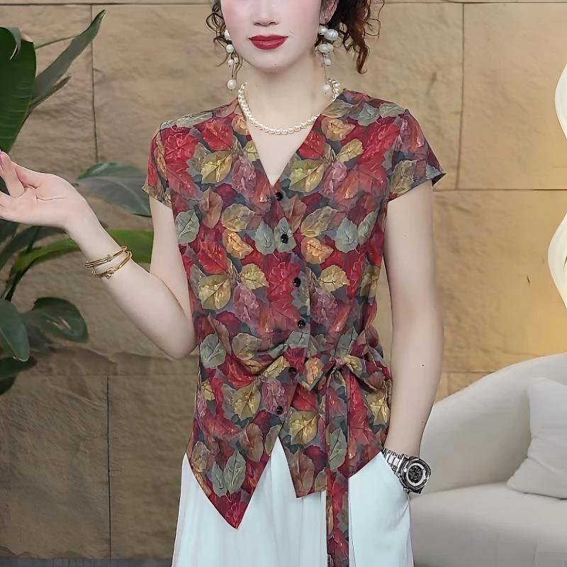 【歌莱图】2025夏季新款V领树叶印花短袖时尚减龄气质小衫#8888