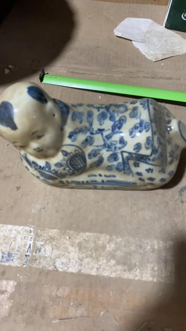 青花花卉图纹娃娃瓷枕中式家居复古手工装饰摆件