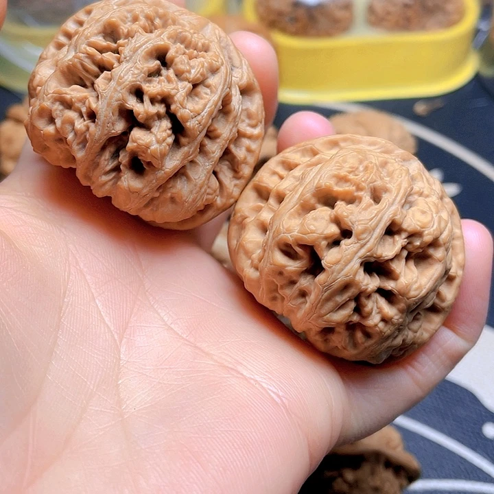 文玩核桃吊坠平谷粗筋