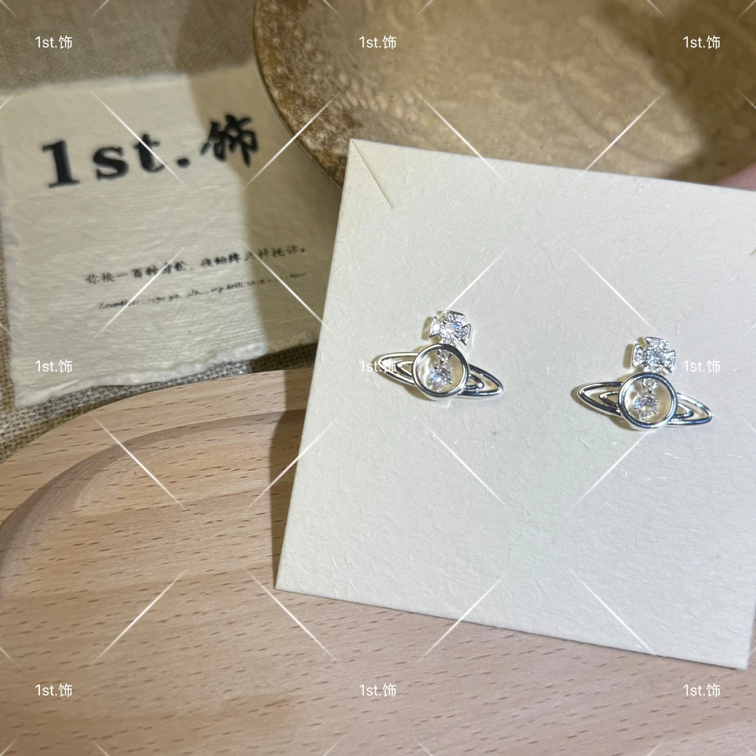 925银合成锆石耳饰 跳动的心土星个性耳钉简约经典小众百搭气质
