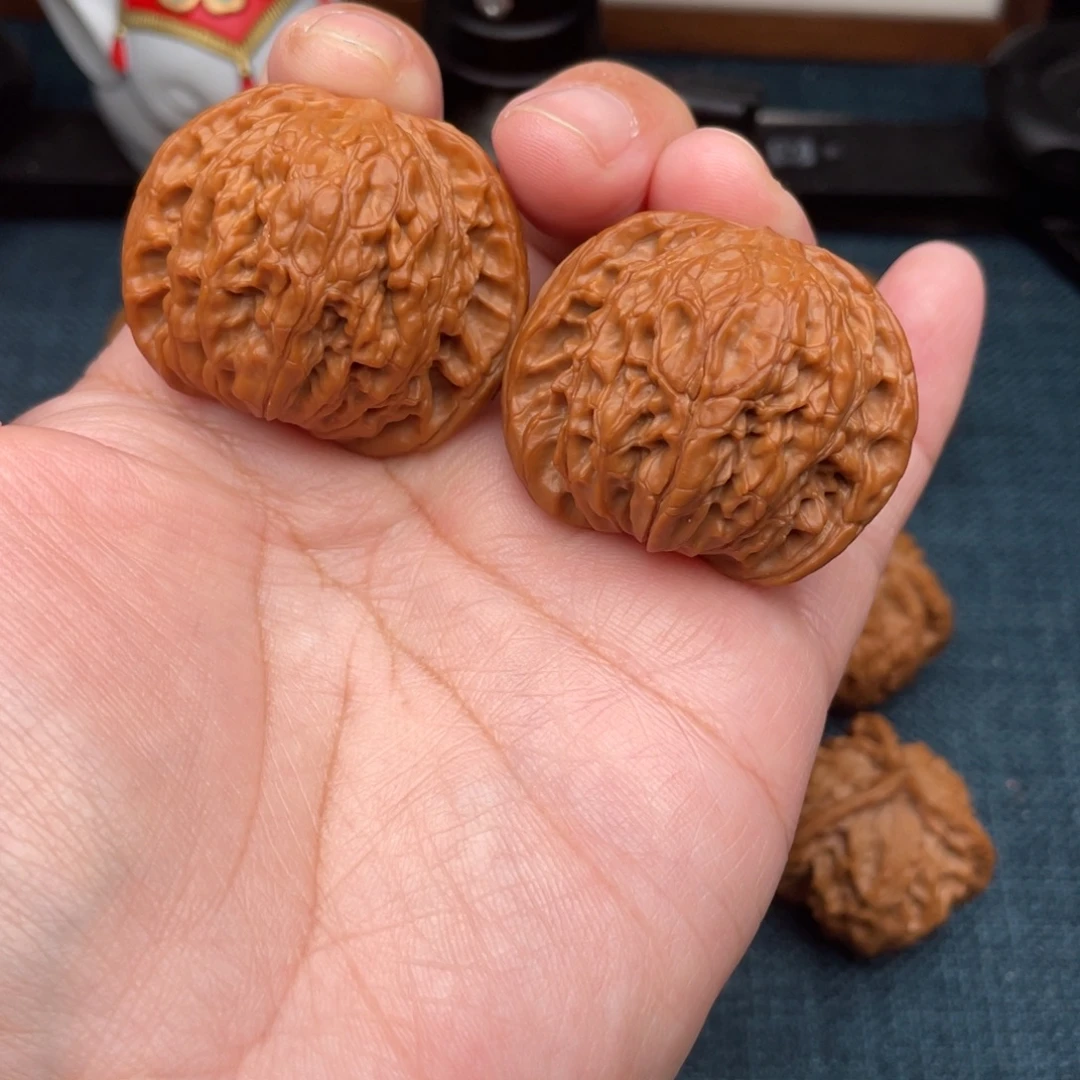 文玩核桃把件全品正磨40