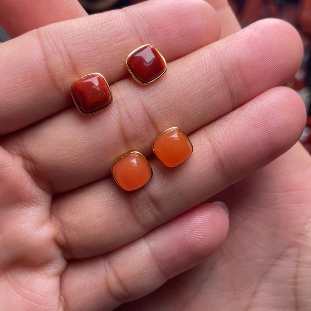 【闪购商品】银S925镶嵌方糖耳钉二选一南红玛瑙