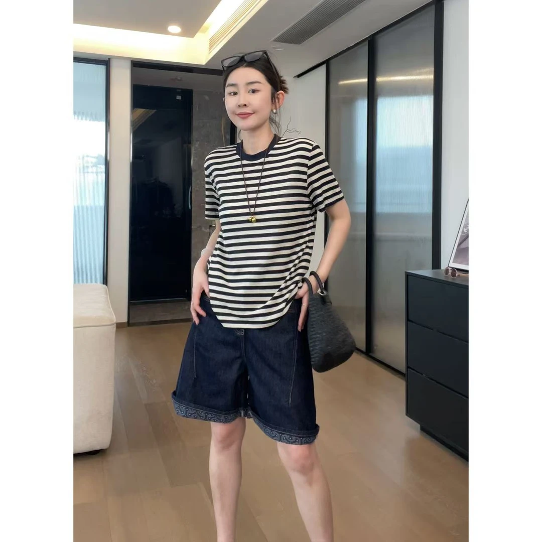 玖了个玖 2025夏款 极简百搭后背蕾丝绑带设计条纹T恤 2505C2344