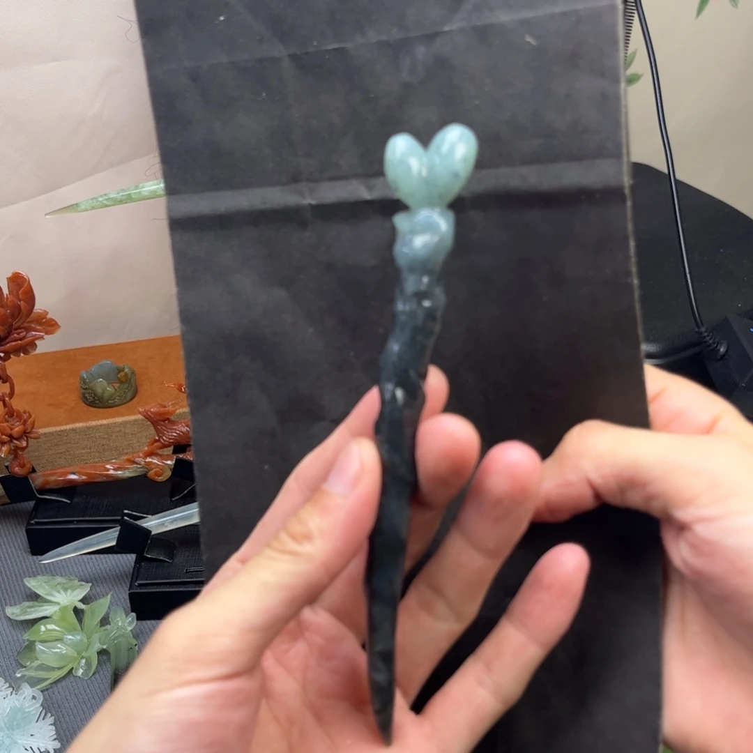 蛇纹石玉未镶嵌发饰