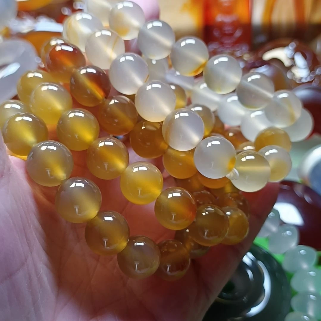 玛瑙/玉髓手链未镶嵌老**藏