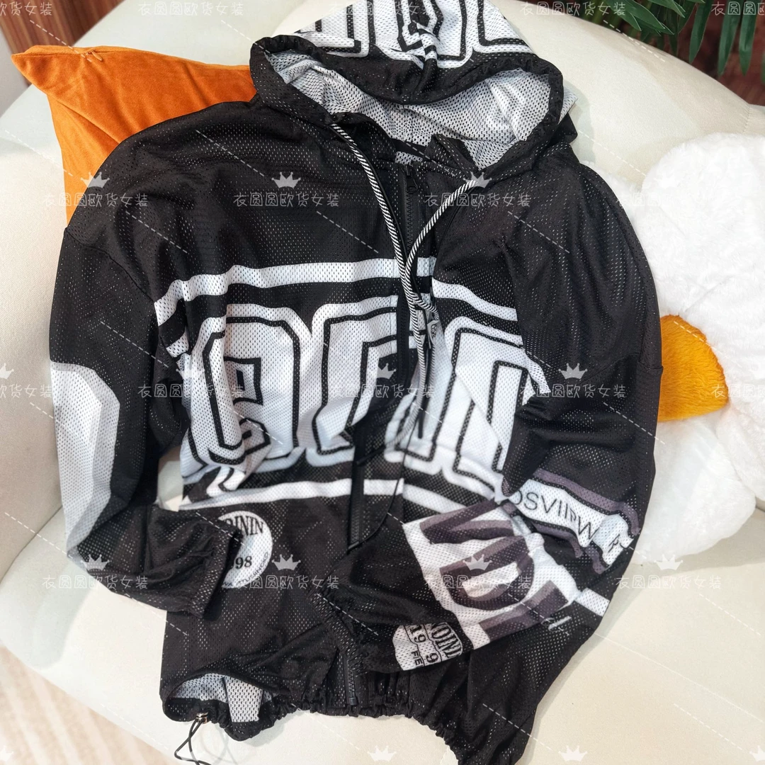 衣圆圆【夏季新款】Y1008字母防晒网纱连帽夏季速干透气潮流百搭