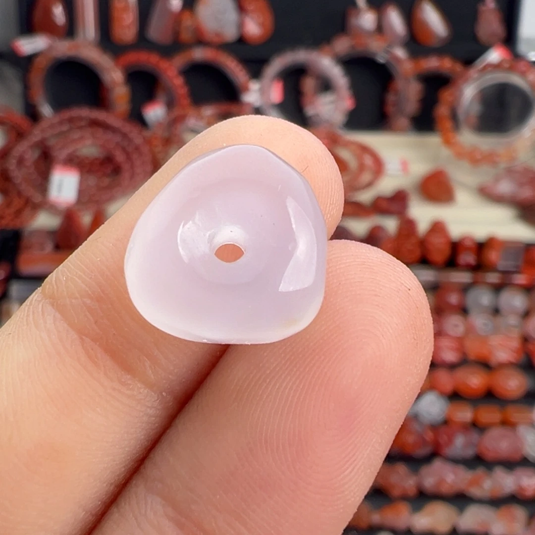 南红玛瑙未镶嵌颈饰藏扣