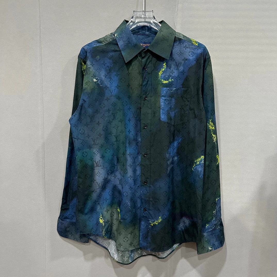 99新   LV 扎染满印衬衫 M码 D19574