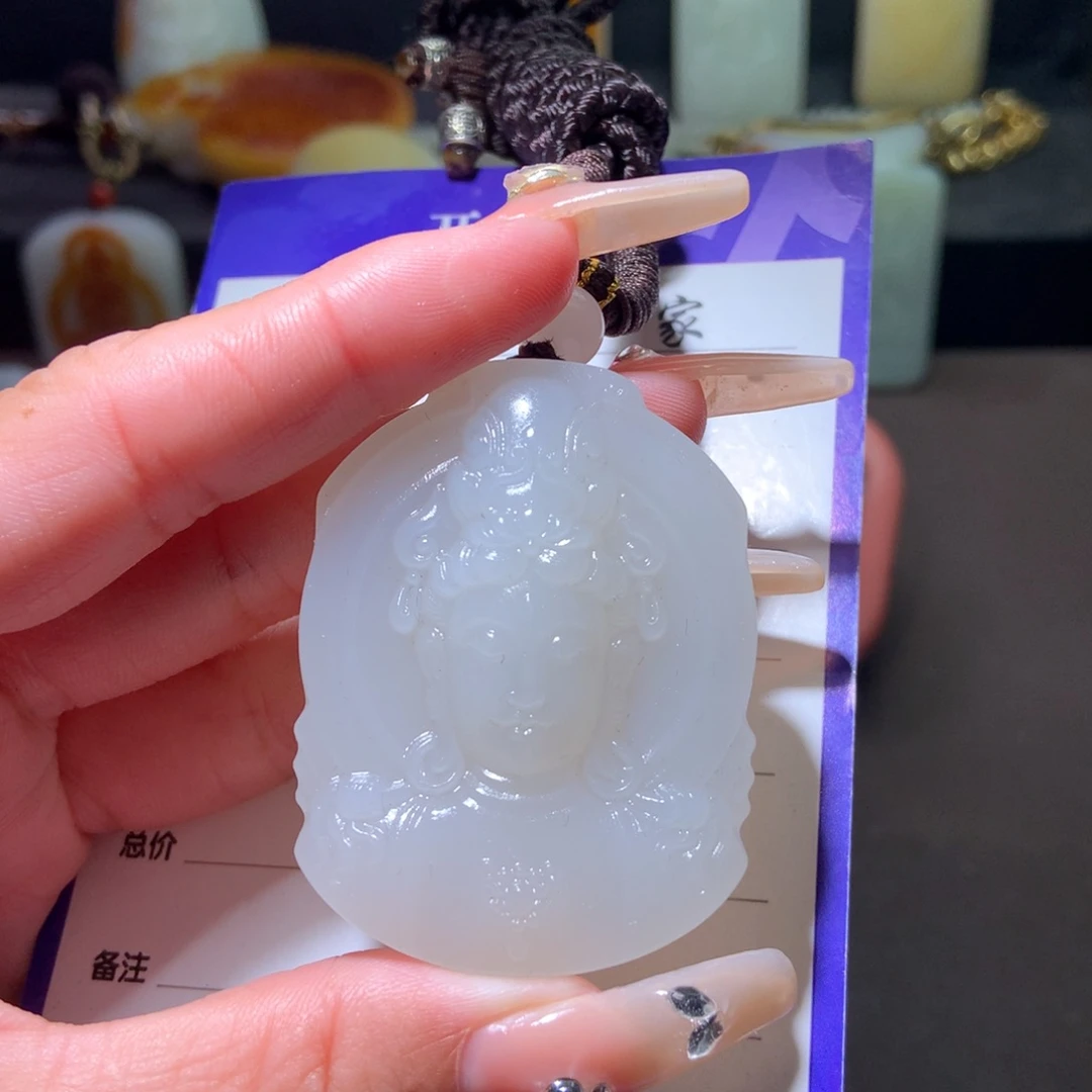 和田玉未镶嵌颈饰蓝*