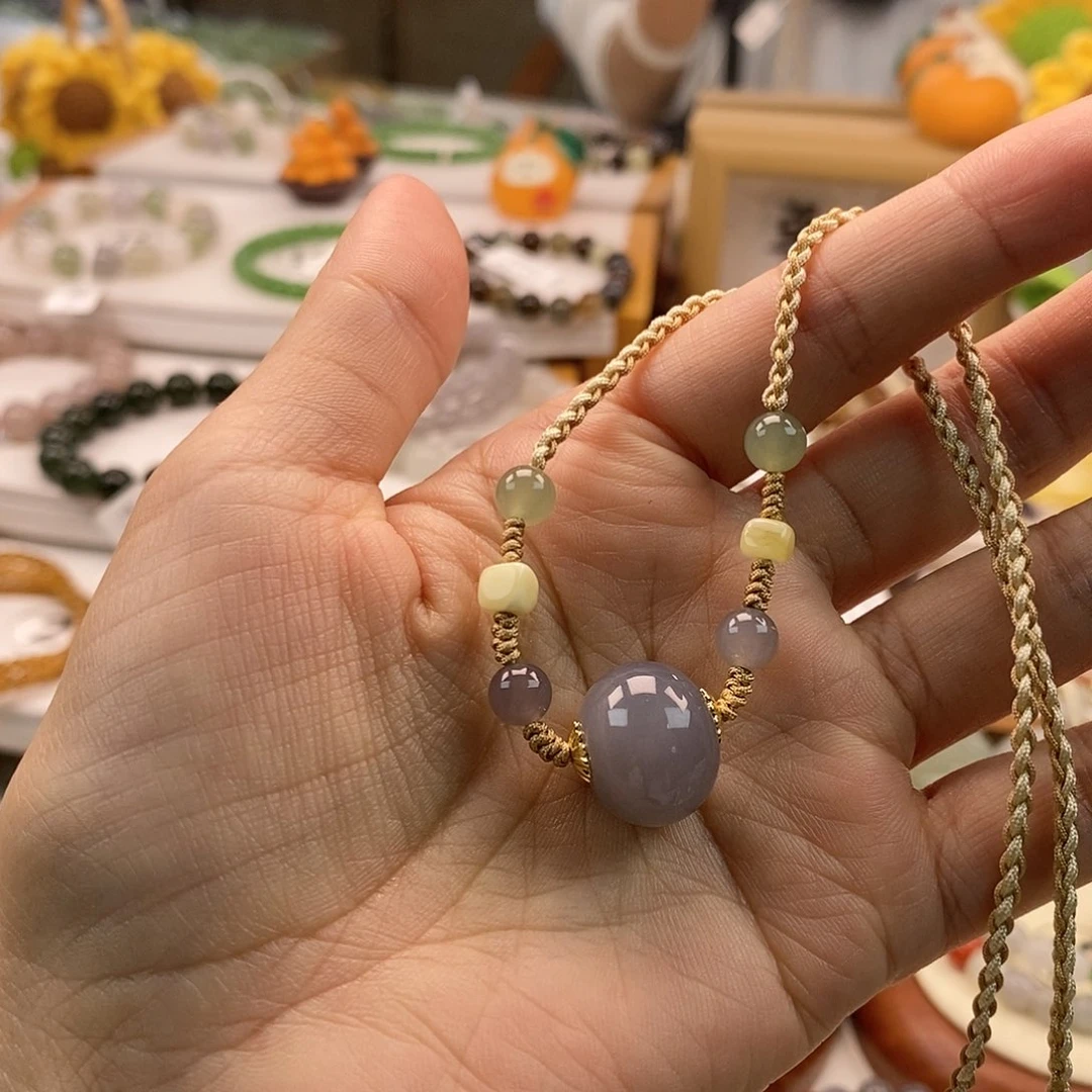 和田玉吊坠(不含链)未镶嵌慕***?