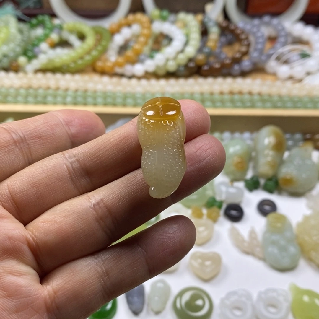 未镶嵌手链和田玉（糖玉）