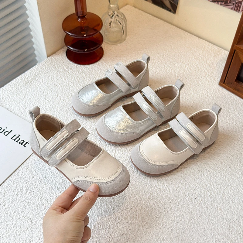 女童小皮鞋2025新款秋季公主风软底单鞋豆豆鞋儿童演出鞋2508