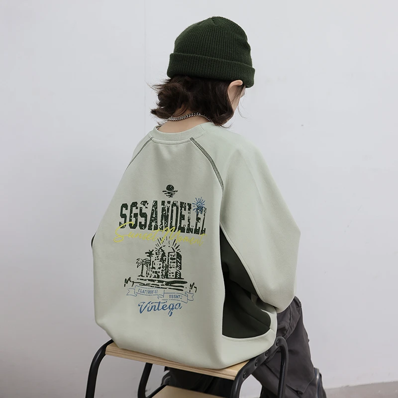 男童豆绿后背字母印花卫衣春秋款2025儿童韩版休闲套头上衣中大童