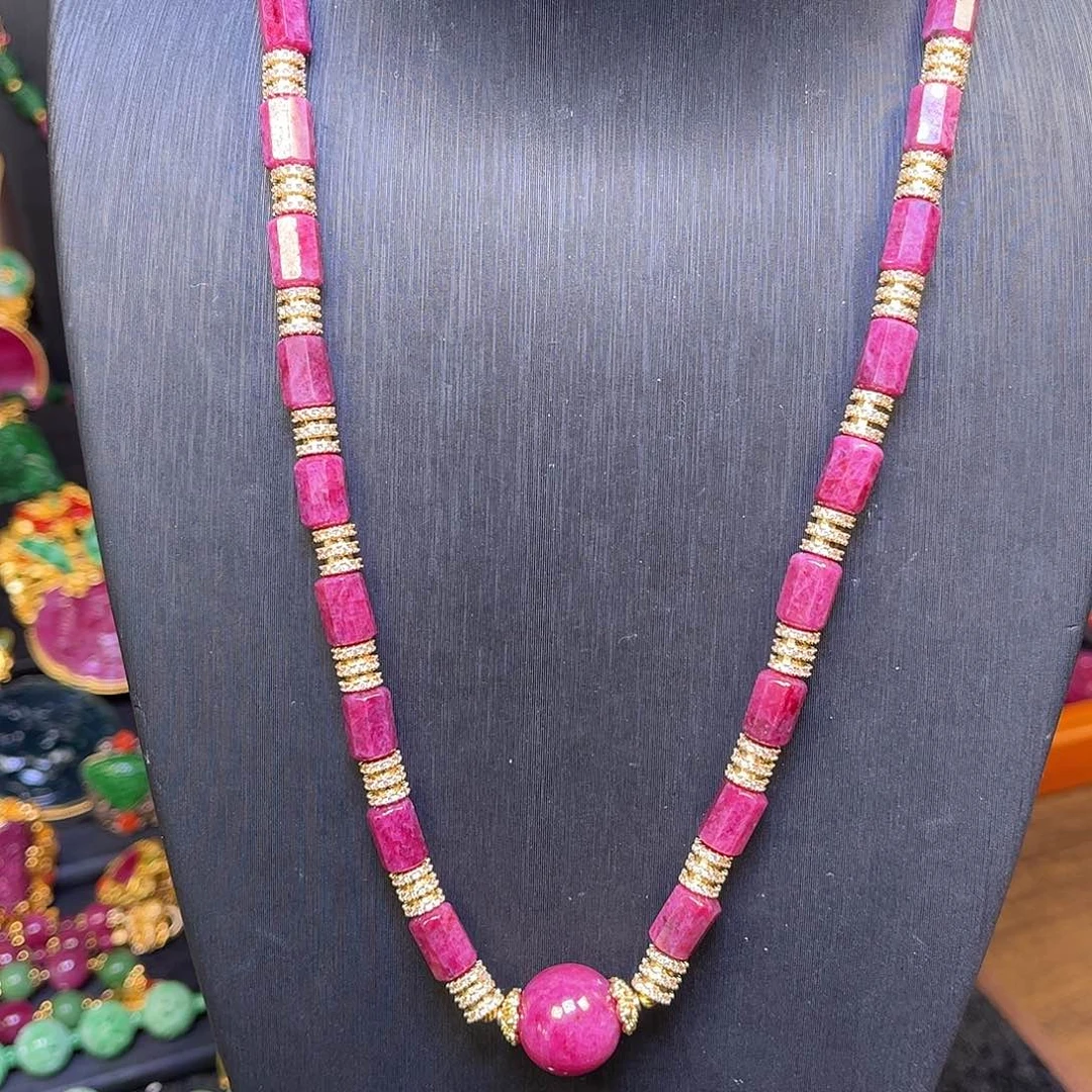 未镶嵌红宝石颈饰