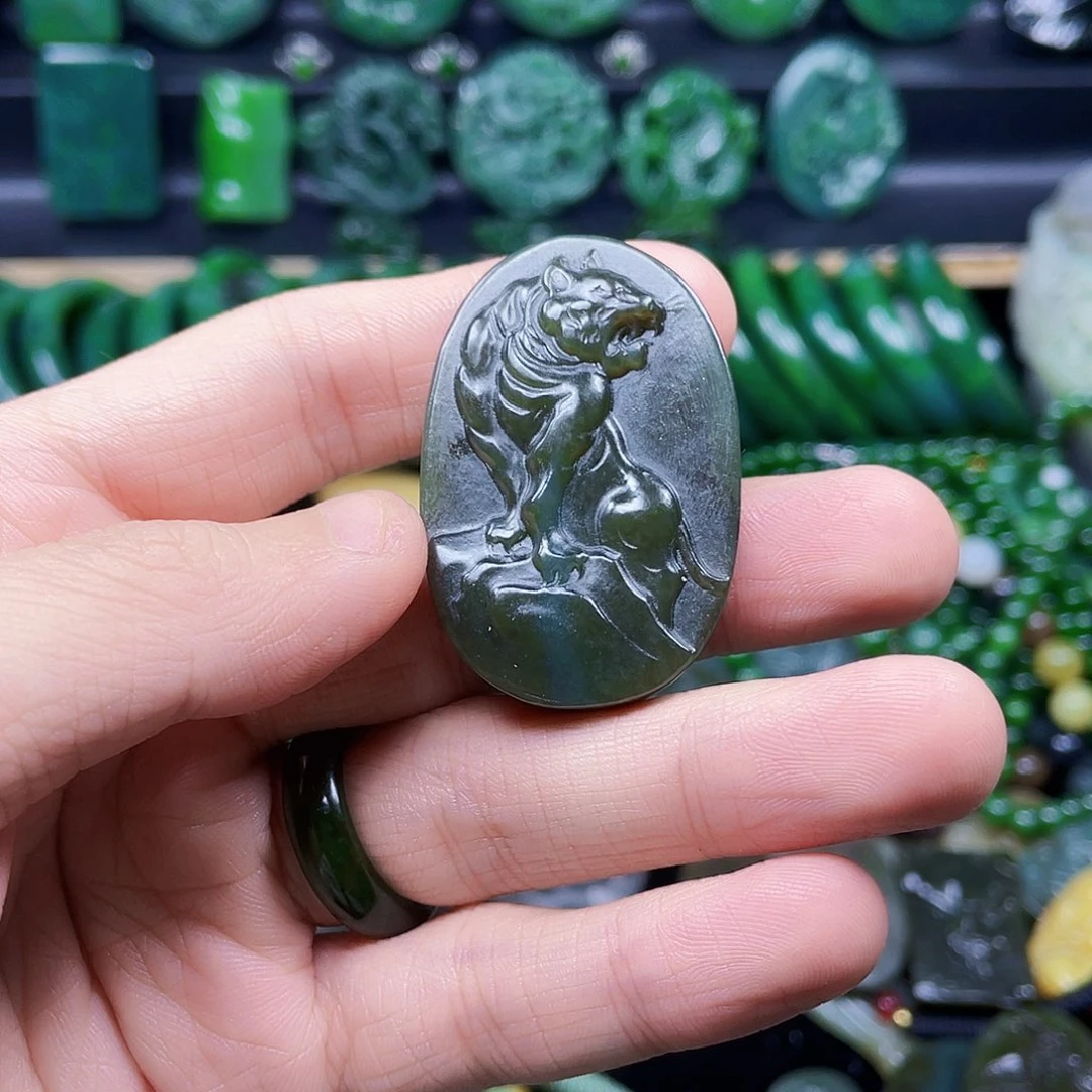 和田玉未镶嵌珠宝半成品