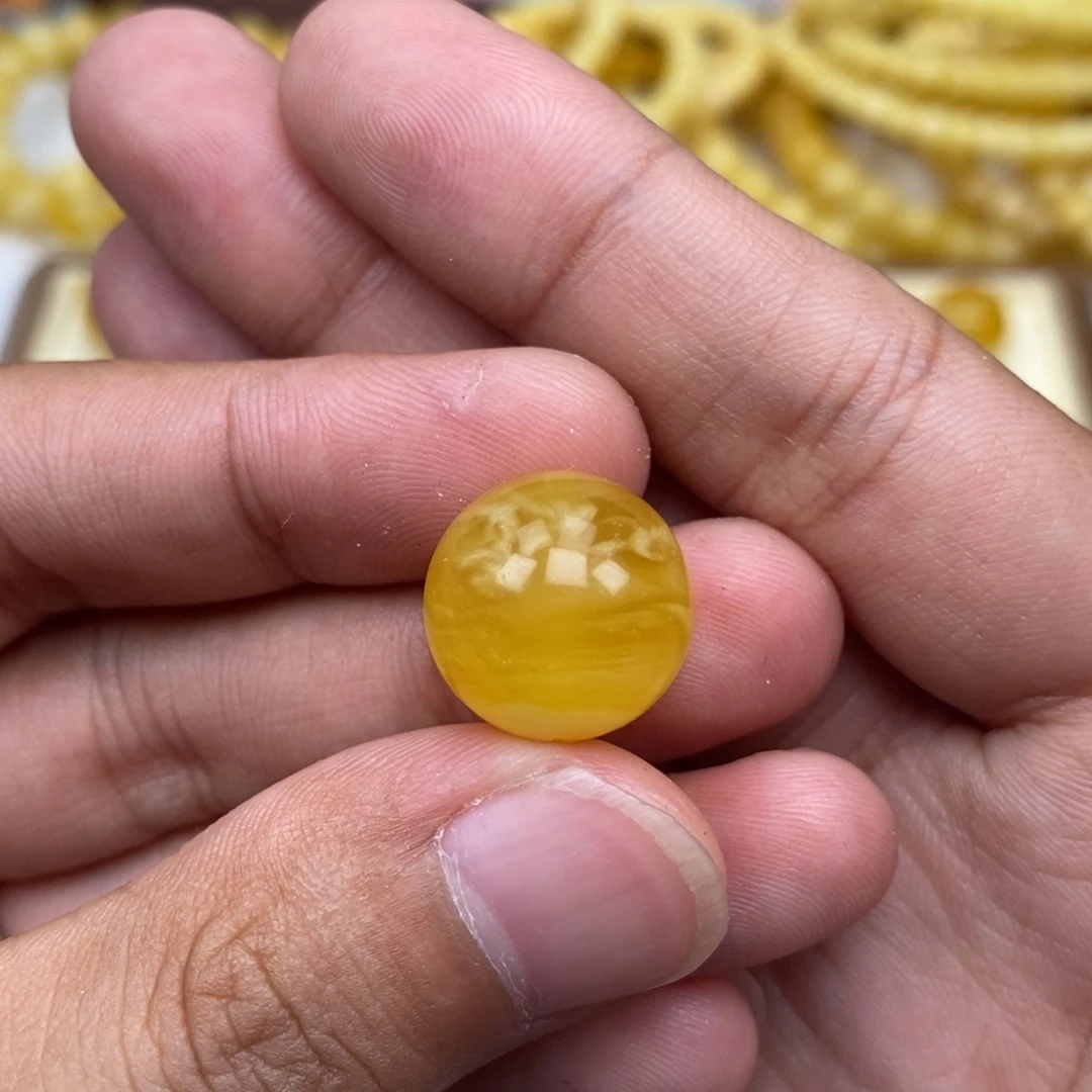 琥珀未镶嵌珠宝奇石16.0尺寸