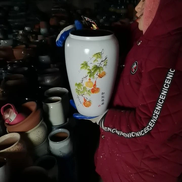 红陶口17高33瑕疵
