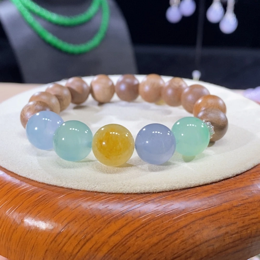 翡翠未镶嵌颈饰冰彩多宝12+