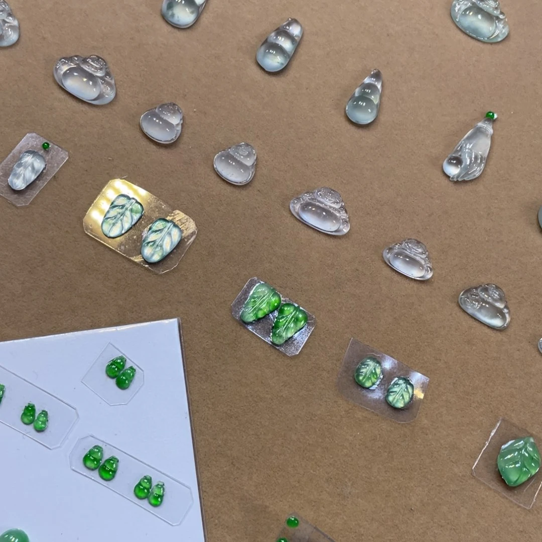 翡翠未镶嵌颈饰天然翡翠佛公裸石