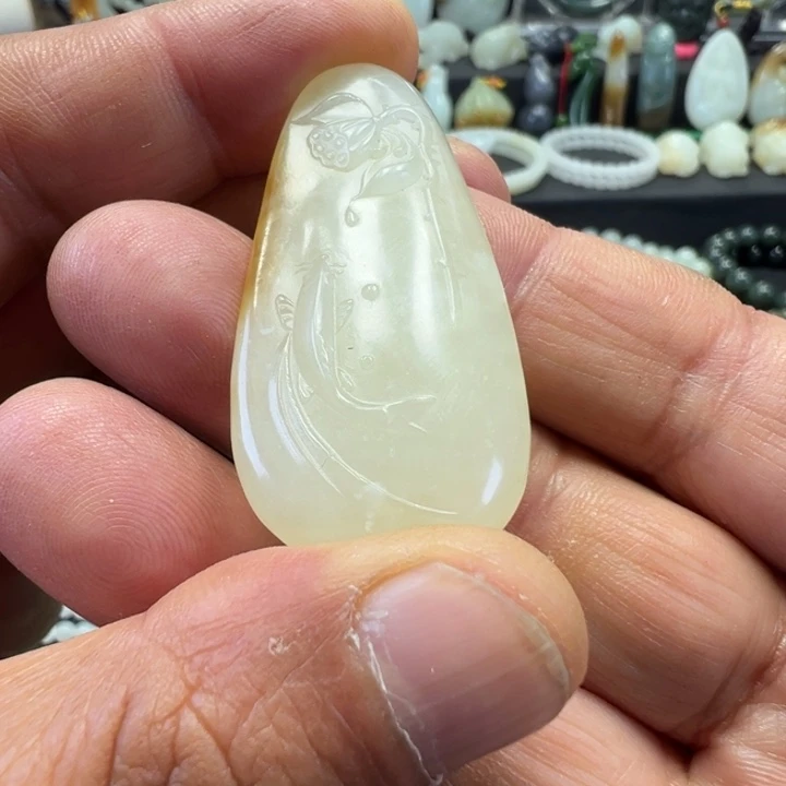 和田玉未镶嵌吊坠(不含链)